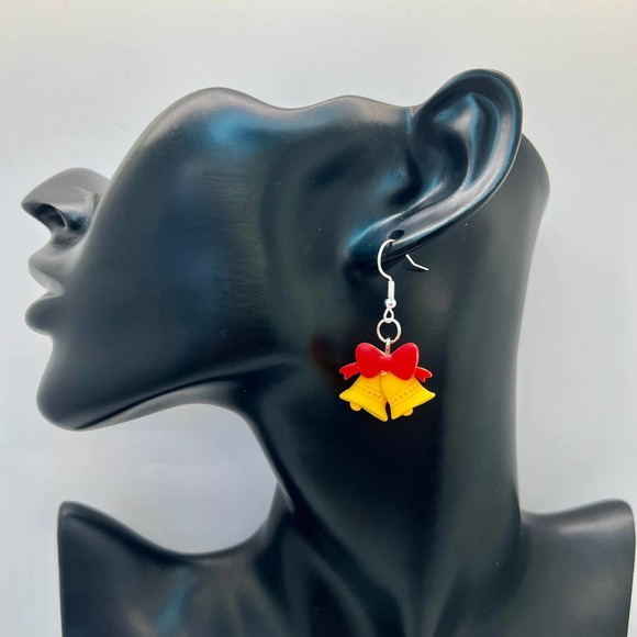 Christmas Earrings - Snow Men, Mittens, Trees, Bells, Santa , Stockings - Picture 10 of 10